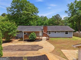 2396 Wales Dr, Austell, GA 30106