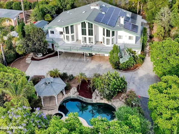 2039 E Mission Rd, Fallbrook, CA 92028