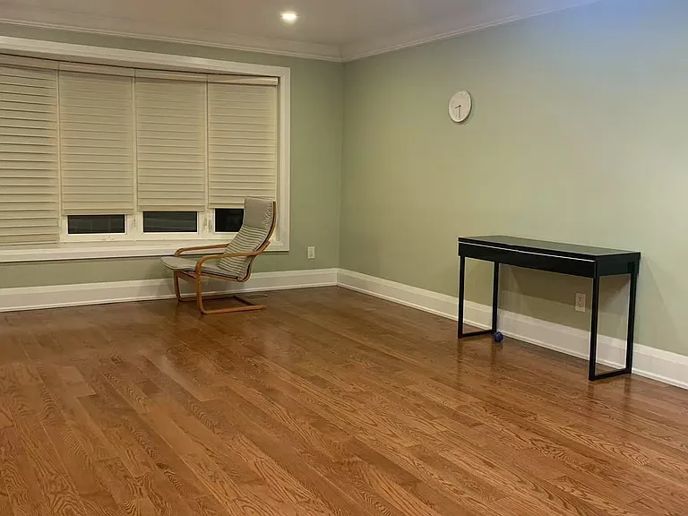 63 Lesgay Cres #UPPER — Photo 3