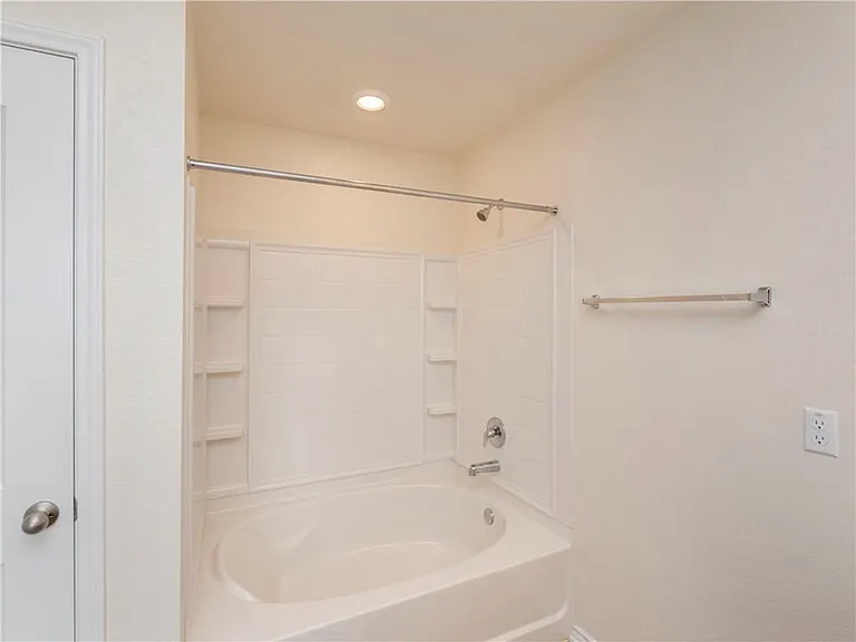 119 Everglades Ave — Photo 16