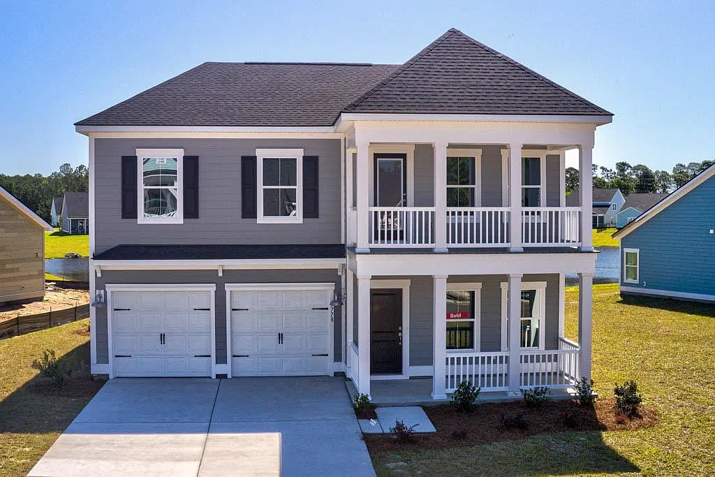 5 bed, 3.5 bath, 2449 sqft, $3,600 — Photo 1