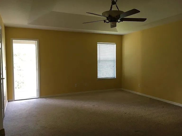 9805 Portofino Dr — Photo 12