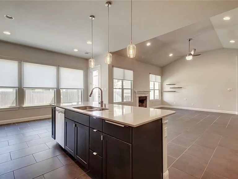 810 Wilson Ranch Pl — Photo 13