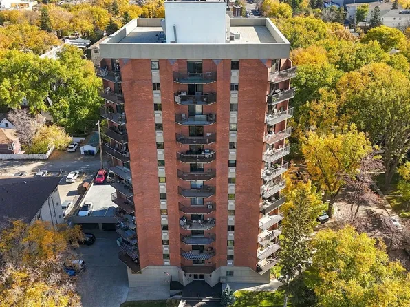 717 Victoria Avenue #1005, Saskatoon, SK S7N 2T5