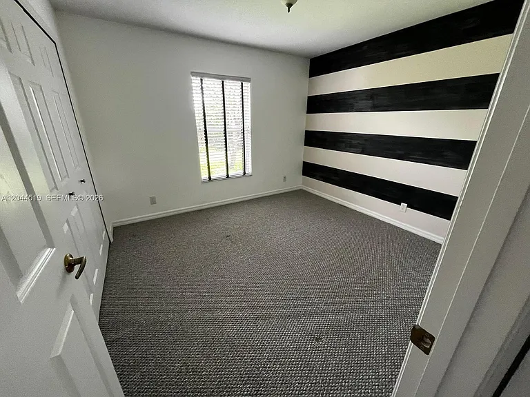 547 High Hawk Cir — Photo 19