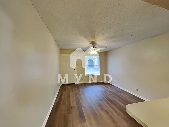 3rd image of 613 W San Antonio St APT 106