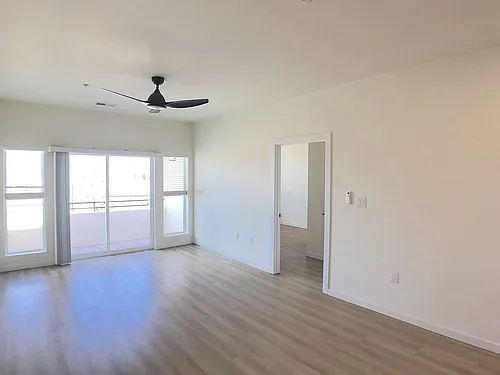 2211 Rio Grande Photo 1