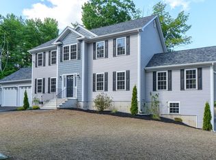 65 McIntire Rd, Fitchburg, MA 01420