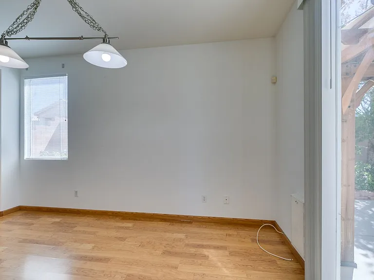 2760 Saigon Dr — Photo 27