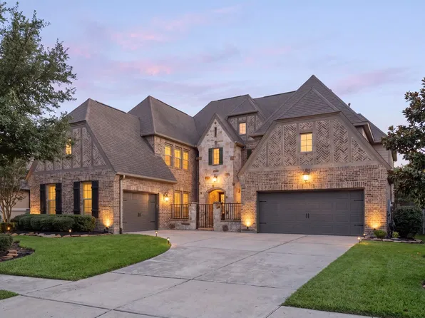 229 S Chaparral Bend Dr, Montgomery, TX 77316