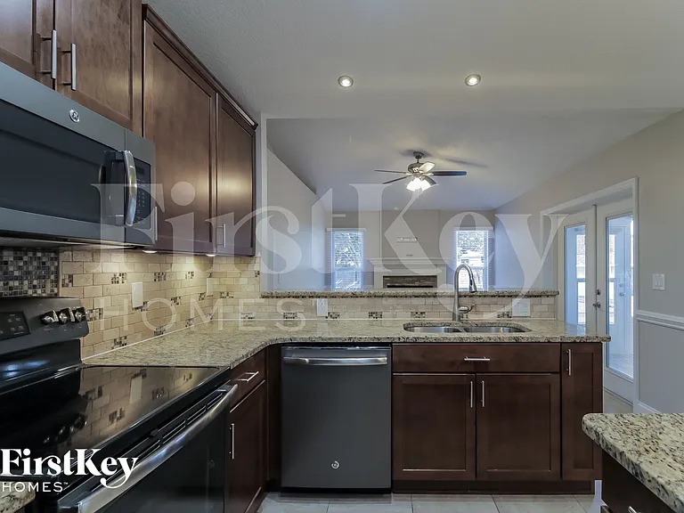 6633 Emil Ave — Photo 8