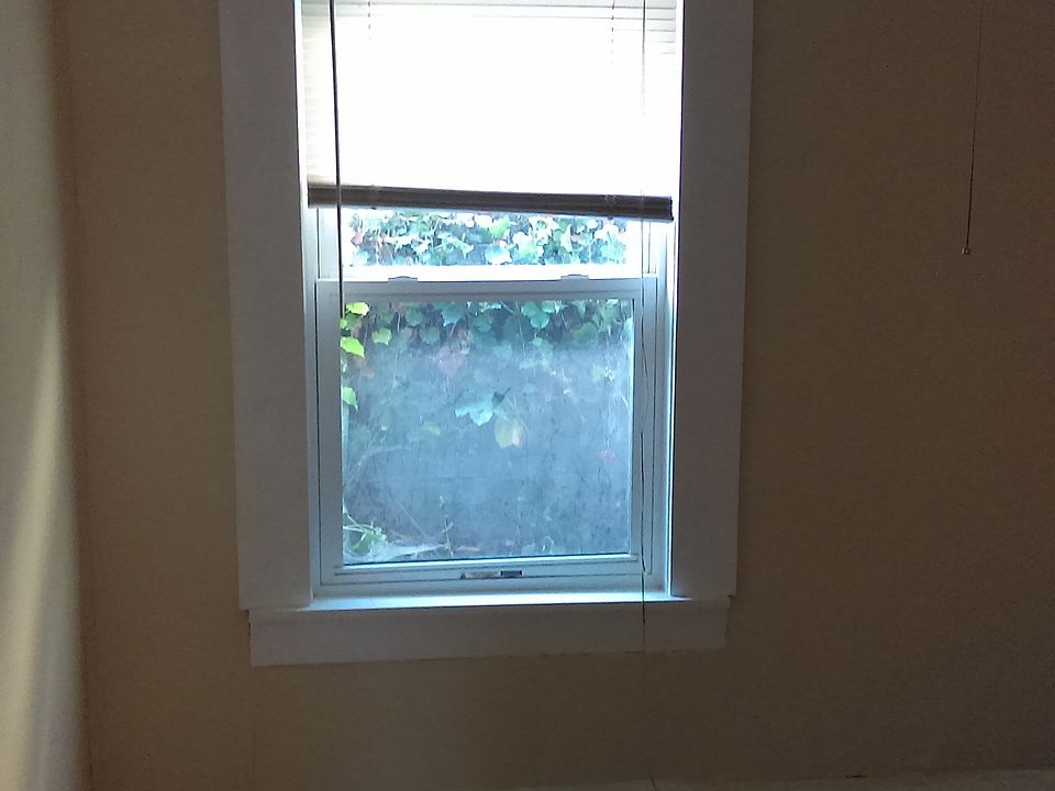 2nd image of 5 Byron St #1