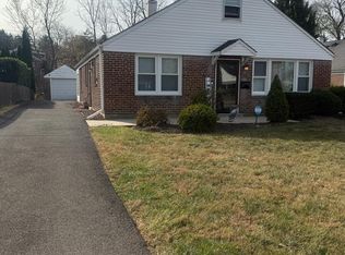20 Brookside Rd, Erdenheim, PA 19038