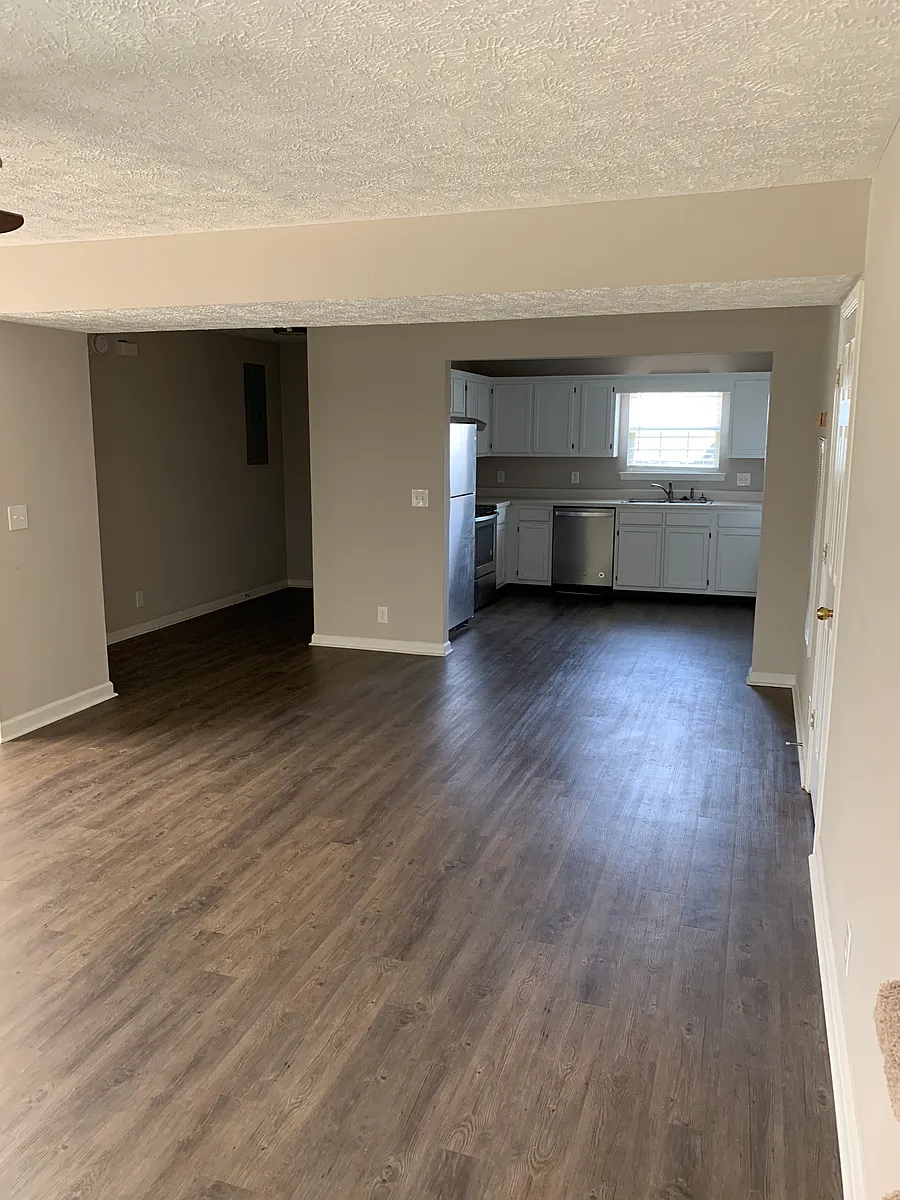 Building Photo - 2221 S Rutherford Blvd