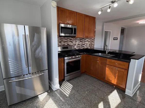 (undisclosed Address), Yonkers, NY 10703