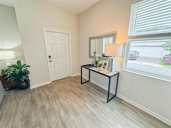3rd image of 2401 VOLUNTEER AVENUE