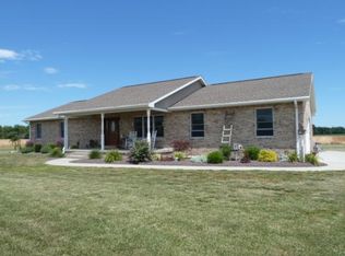 1460 E Deer Farm Ln, Noble, IL 62868