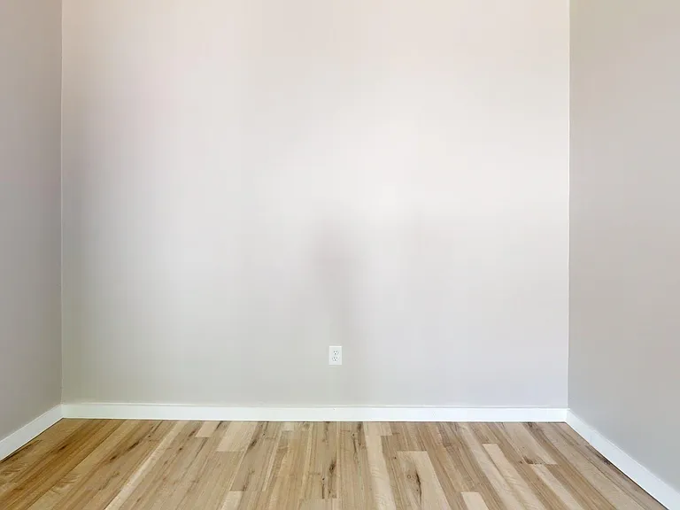 134 N Arlington St — Photo 22