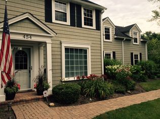 454 Margate Ter, Deerfield, IL 60015