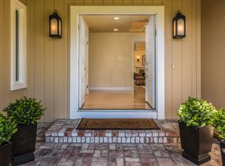 7 Stag Ln, Monterey, CA 93940
