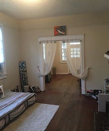 4th image of 4213 Dhemecourt St
