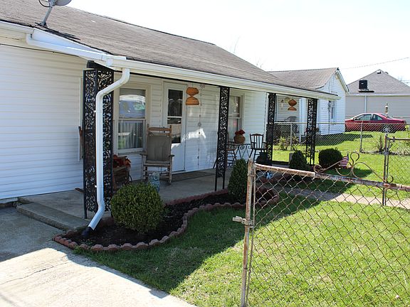 2nd image of 1404 Edgelawn Ave