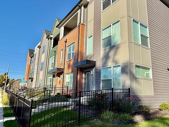 4th image of 2143 N College Ave