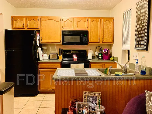 610 East Ave Photo 1