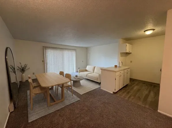 JC0679 - Barbur Place Apartments, 8924-8934 SW 30th Ave #3, Portland, OR 97219