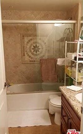3rd image of 436 N Oxford Ave APT 102