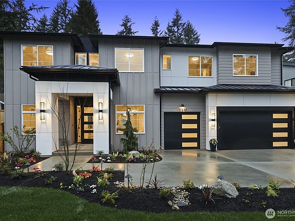 2nd image of 13310 NE 112th Place