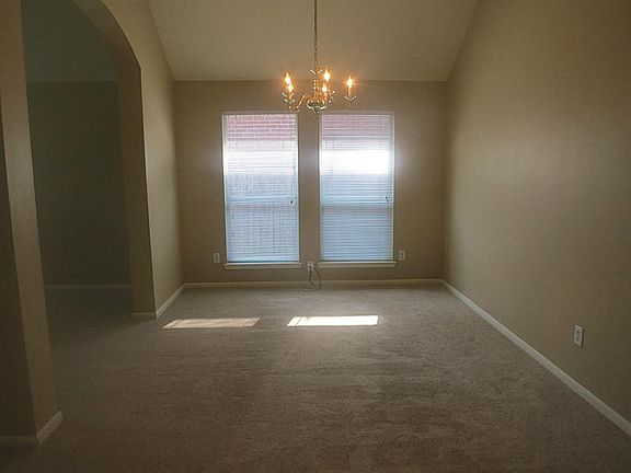 5th image of 1519 Chandler Park Ln