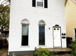 1231 N 4th St, Springfield, IL 62702