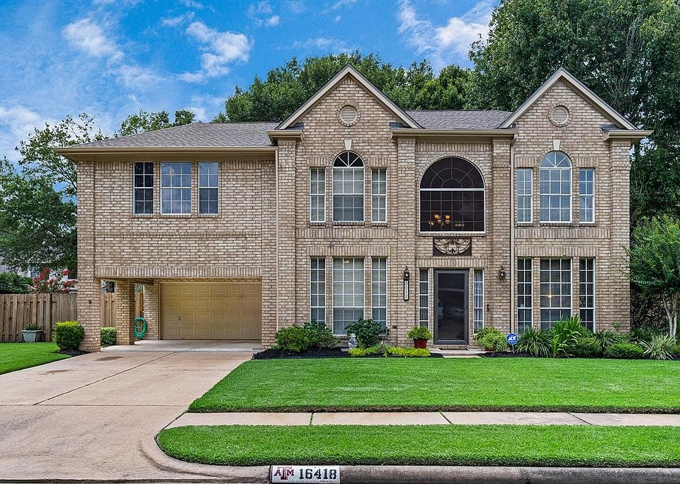 1st image of 16418 Willowpark Dr