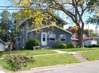 231 Oak St, Lancaster, WI 53813