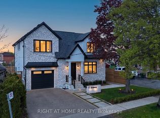 17 Exbury Rd, Toronto, ON M3M1P6