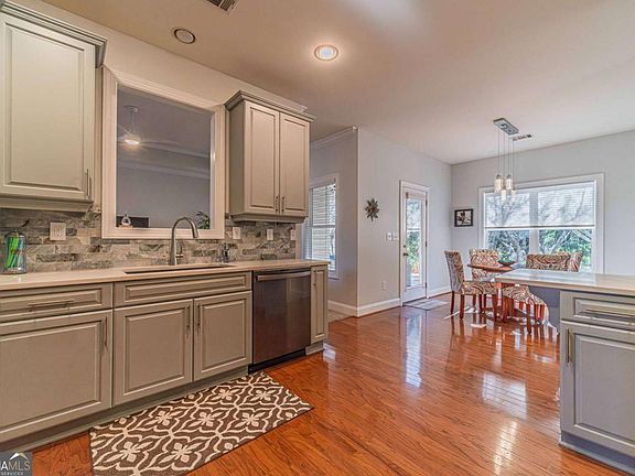 5th image of 1245 White Columns Dr