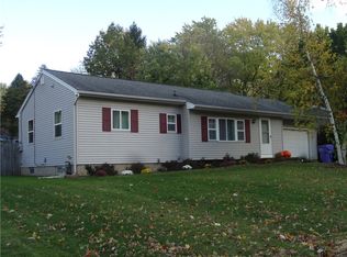 52 Hillside Rd #E, Penfield, NY 14526