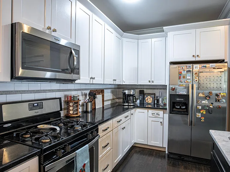408D Rosebank Ave — Photo 14