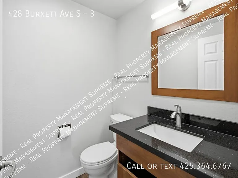 428 Burnett Ave S #3 — Photo 13
