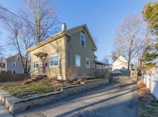 114 John St, Reading, MA 01867
