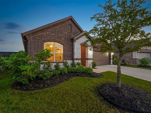 4th image of 1007 Parsnip Acres Ct
