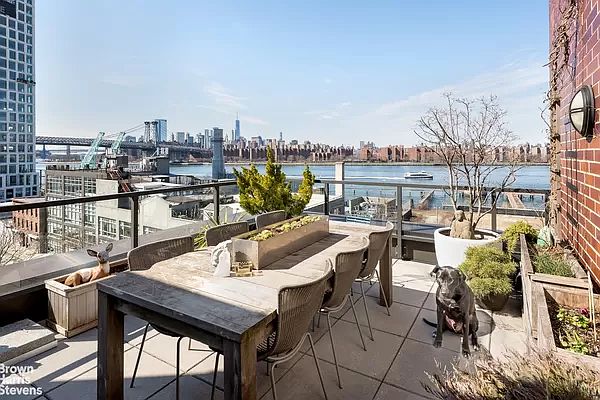 1st image of 58 Metropolitan Ave #D