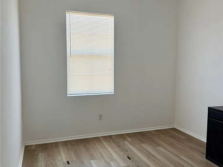 22839 Morro Dr — Photo 8