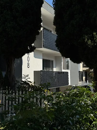 808 N Hayworth Ave #3 Photo 1