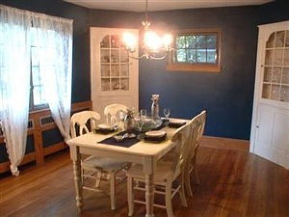 3rd image of 538 Palisades Dr