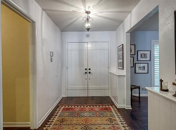 5th image of 3413 Yellowstone Dr