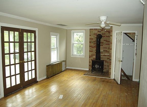 Additional Living Room