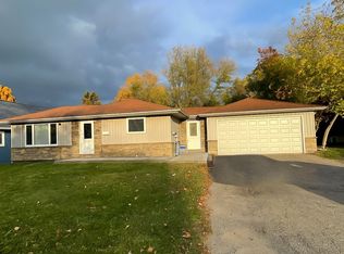 225 Cox Mill Rd, Barrie, ON L4N 4G7