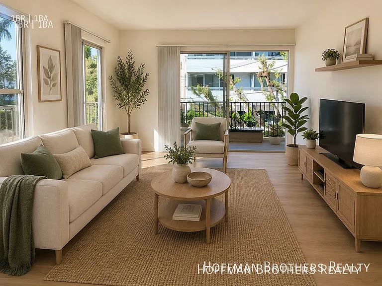 1140 N Clark St #401 — Photo 1